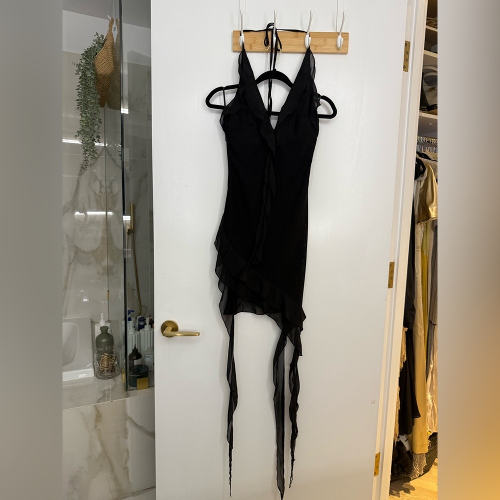Chic Asymmetrical Black Dress